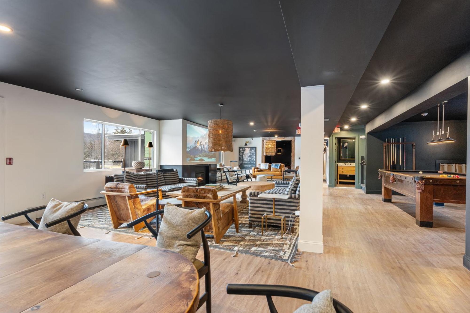 Inn At Mount Snow เวสต์โดเวอร์ ภายนอก รูปภาพ