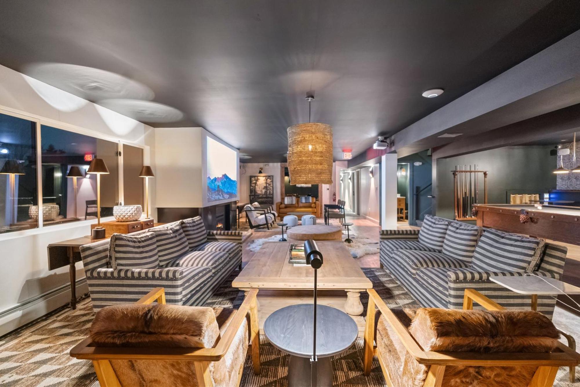 Inn At Mount Snow เวสต์โดเวอร์ ภายนอก รูปภาพ