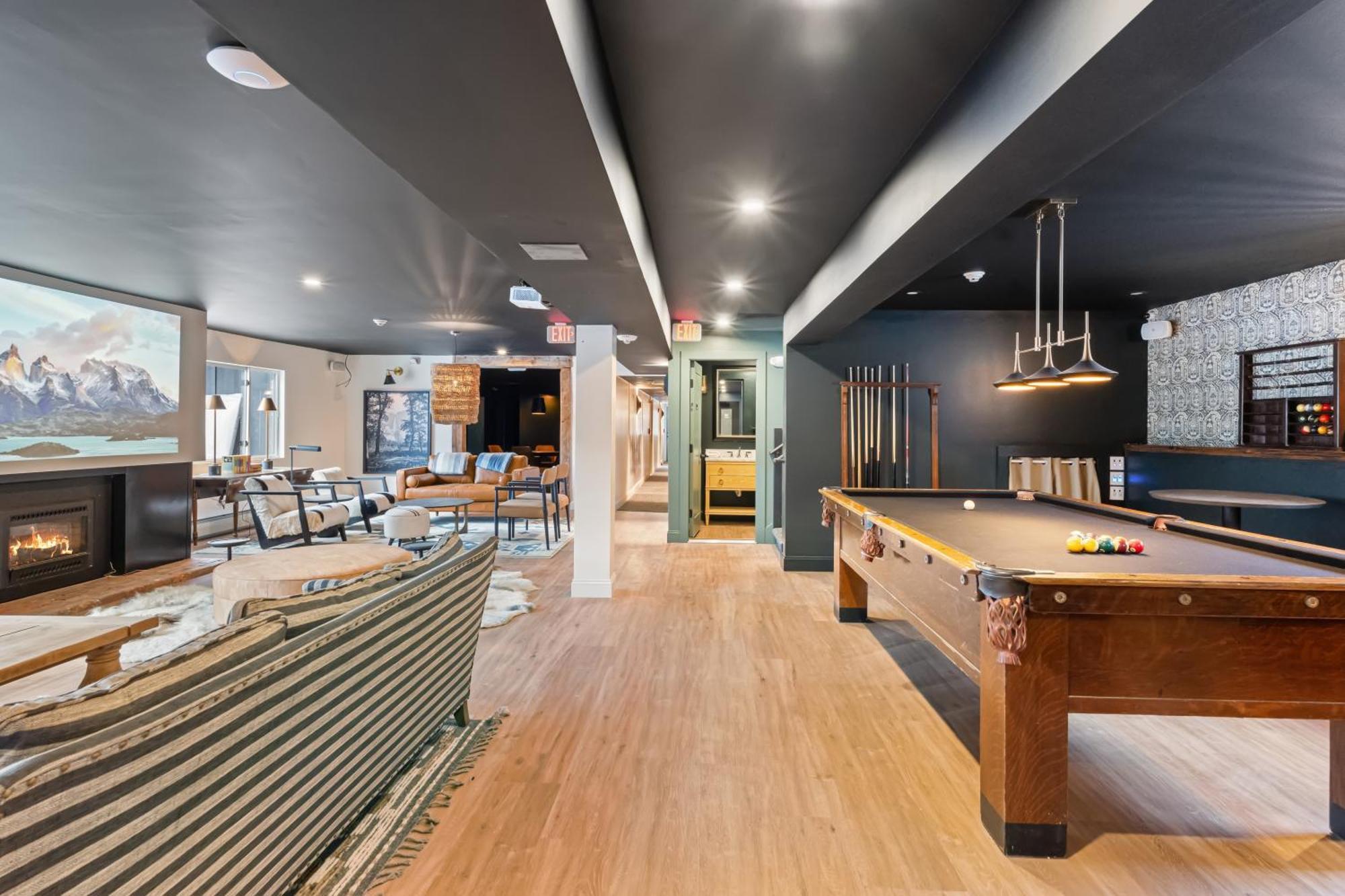 Inn At Mount Snow เวสต์โดเวอร์ ภายนอก รูปภาพ