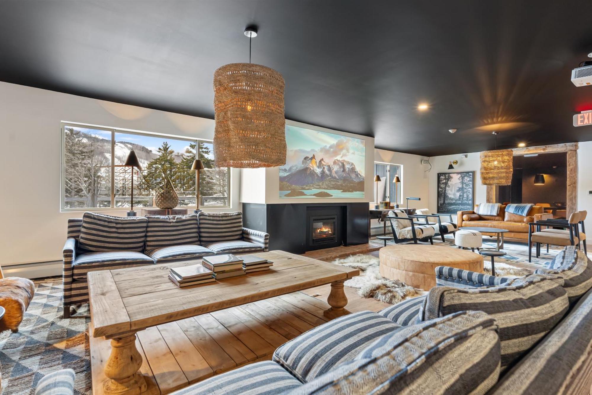 Inn At Mount Snow เวสต์โดเวอร์ ภายนอก รูปภาพ